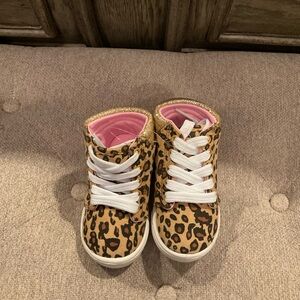 Carter's Brown and Pink Sneakers with Leopard Print sz 4M
